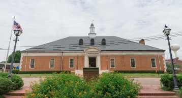 banks in carthage ms